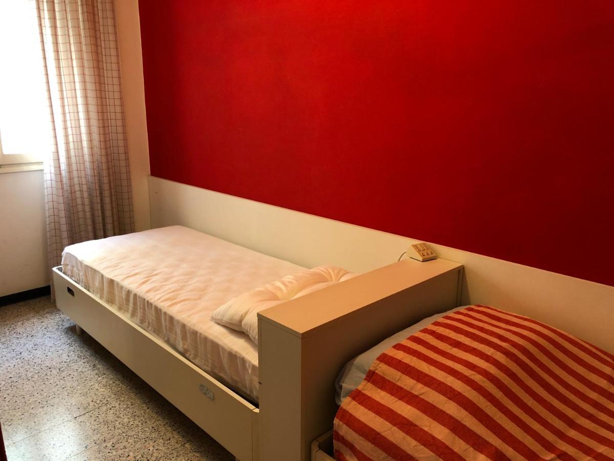 Residence Centro Commerciale - Walterigato Apartments Solo Per Famiglie Лидо-ди-Езоло Экстерьер фото