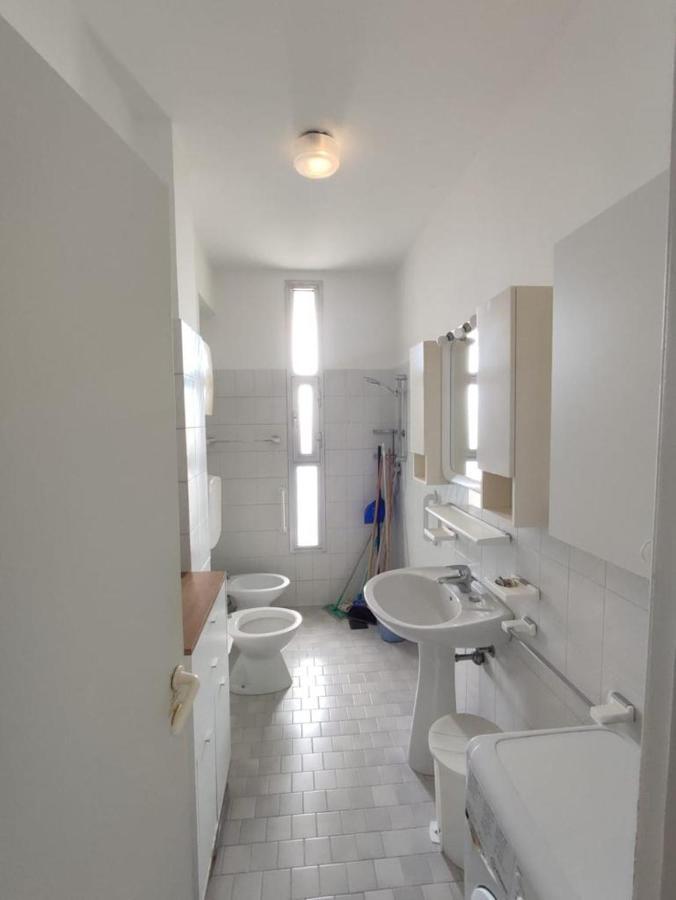 Residence Centro Commerciale - Walterigato Apartments Solo Per Famiglie Лидо-ди-Езоло Экстерьер фото