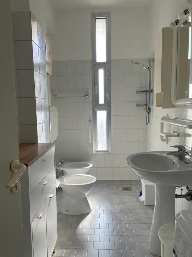 Residence Centro Commerciale - Walterigato Apartments Solo Per Famiglie Лидо-ди-Езоло Экстерьер фото
