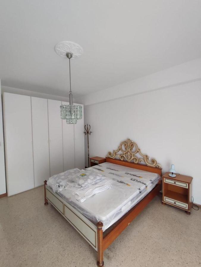 Residence Centro Commerciale - Walterigato Apartments Solo Per Famiglie Лидо-ди-Езоло Экстерьер фото